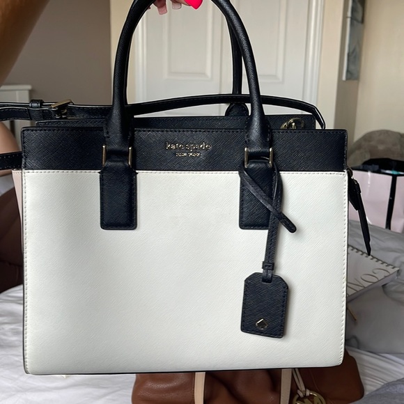 Kate spade purse - Picture 1 of 5